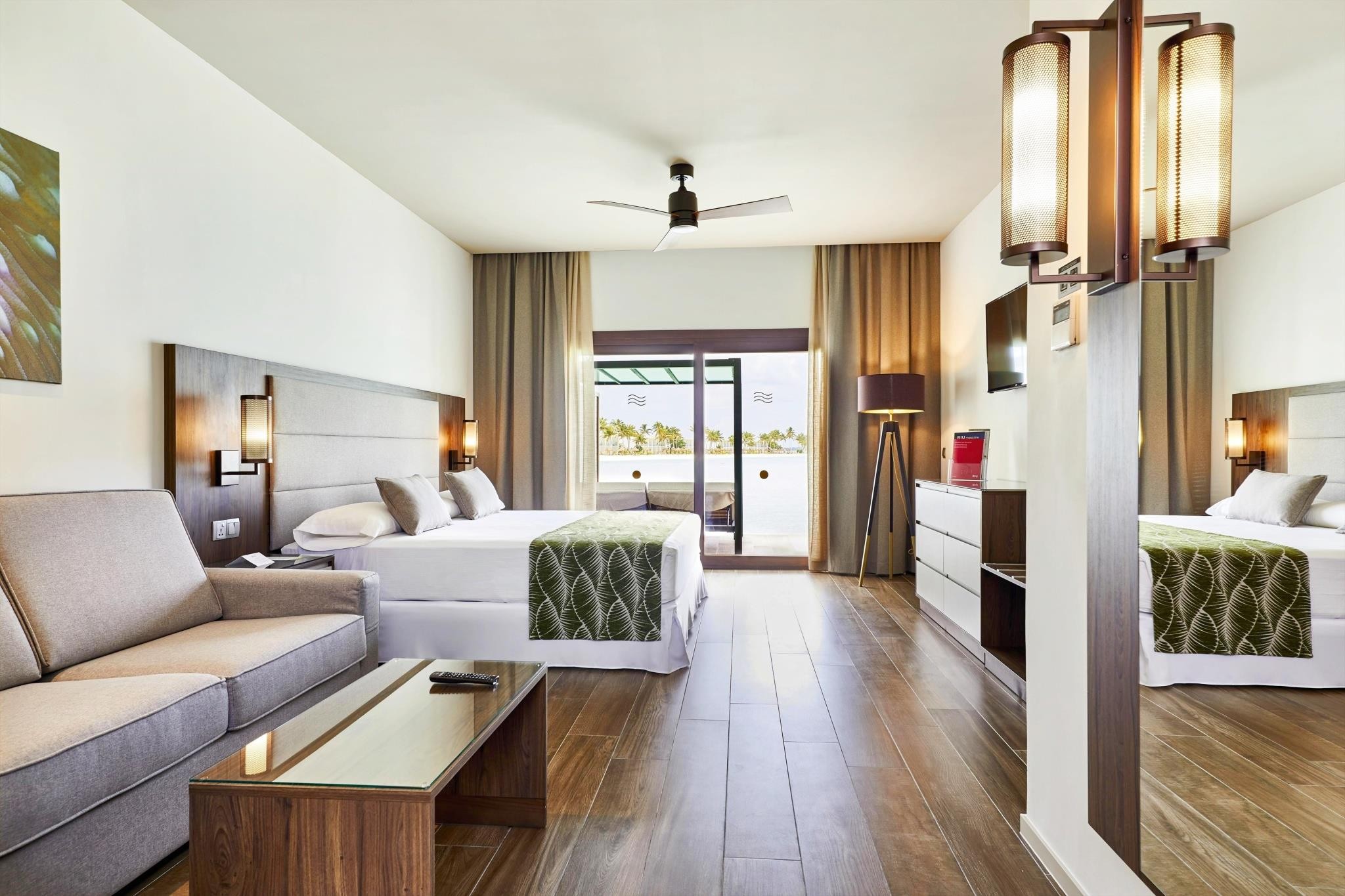 Hotel Riu Atoll