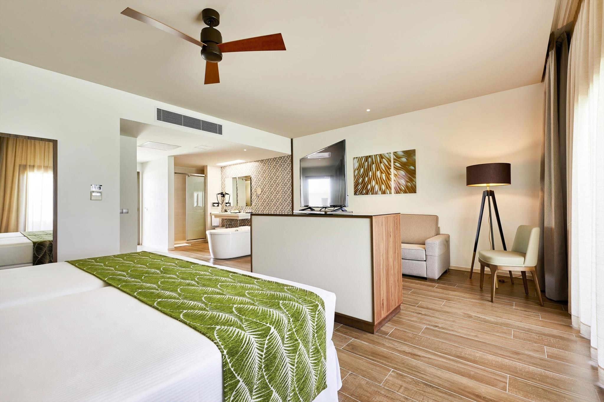 Hotel Riu Atoll