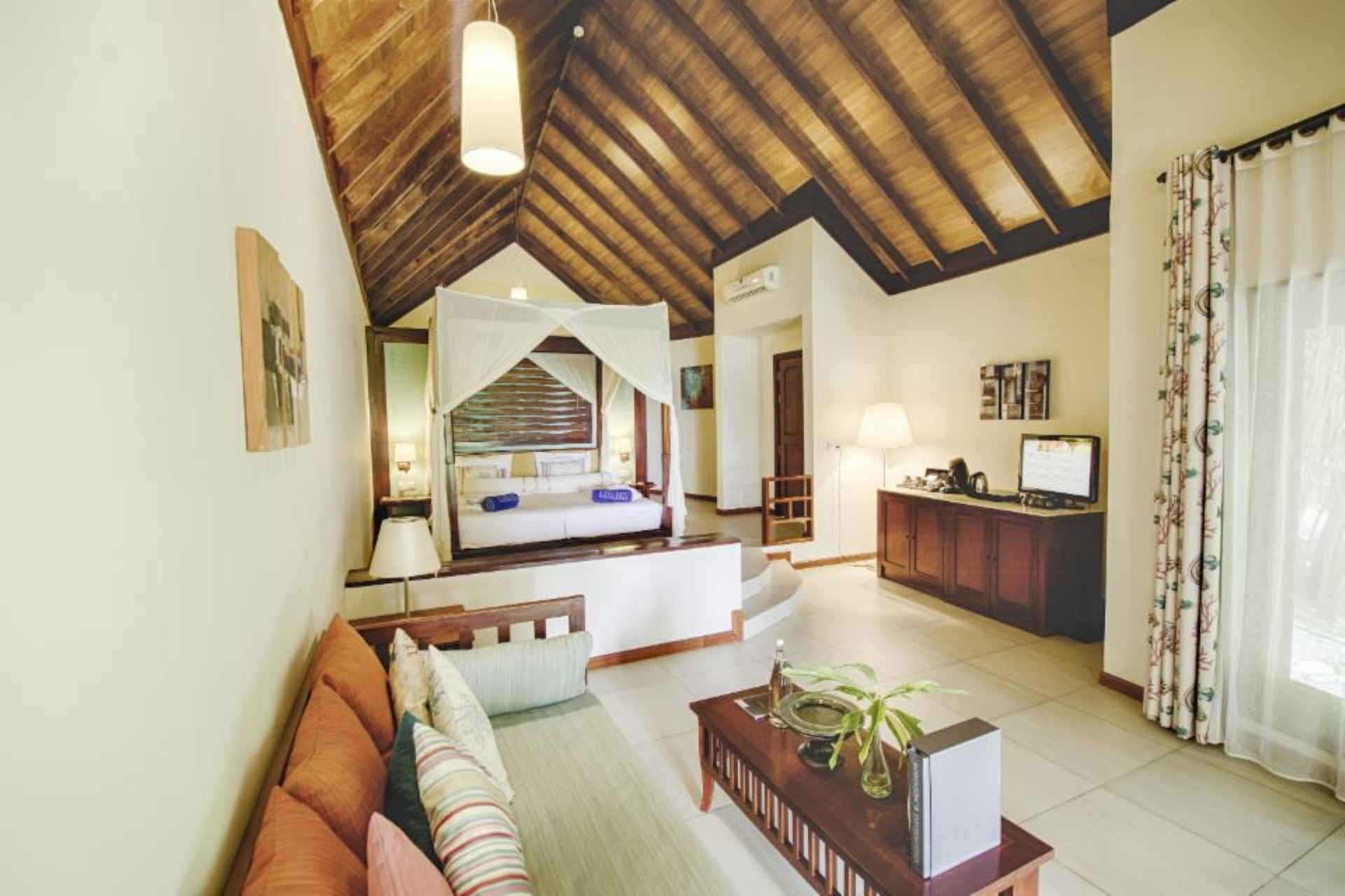 Robinson Maldives