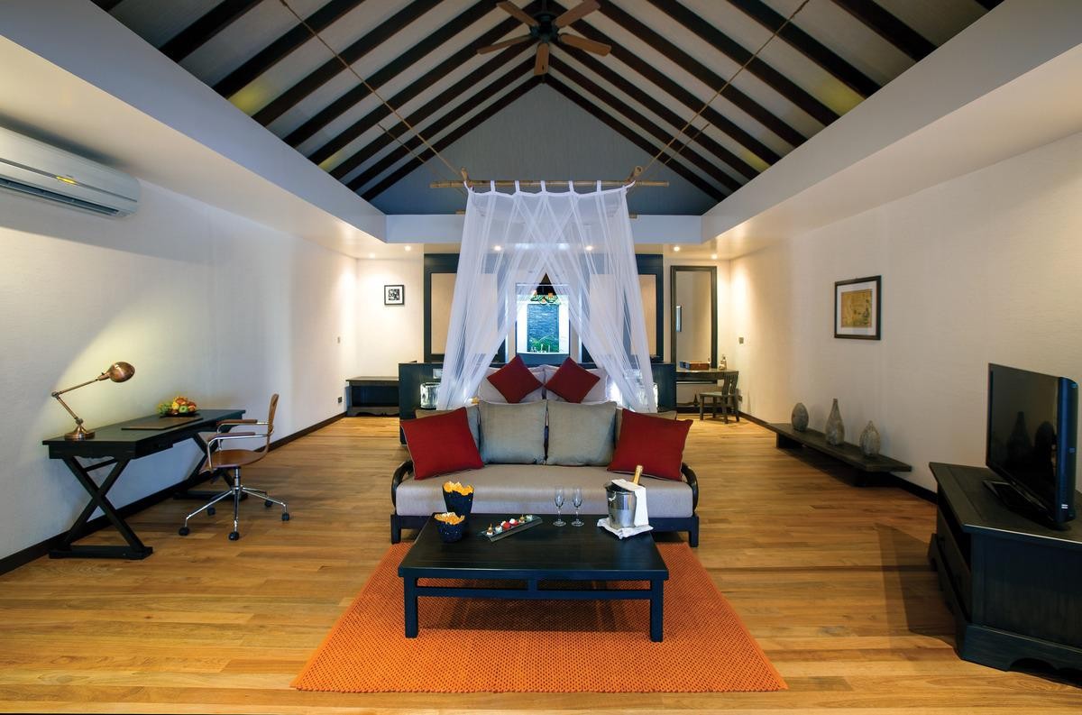 Atmoshpere Kanifushi