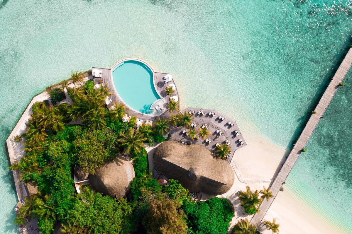 Komandoo Island Resort & Spa