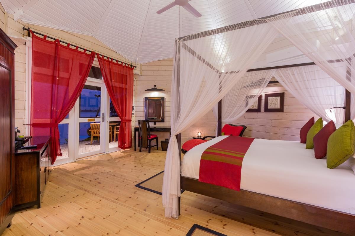 Komandoo Island Resort & Spa