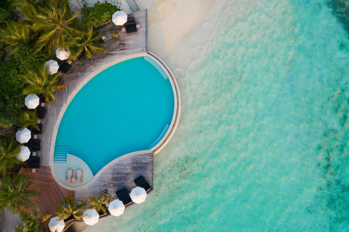 Komandoo Island Resort & Spa
