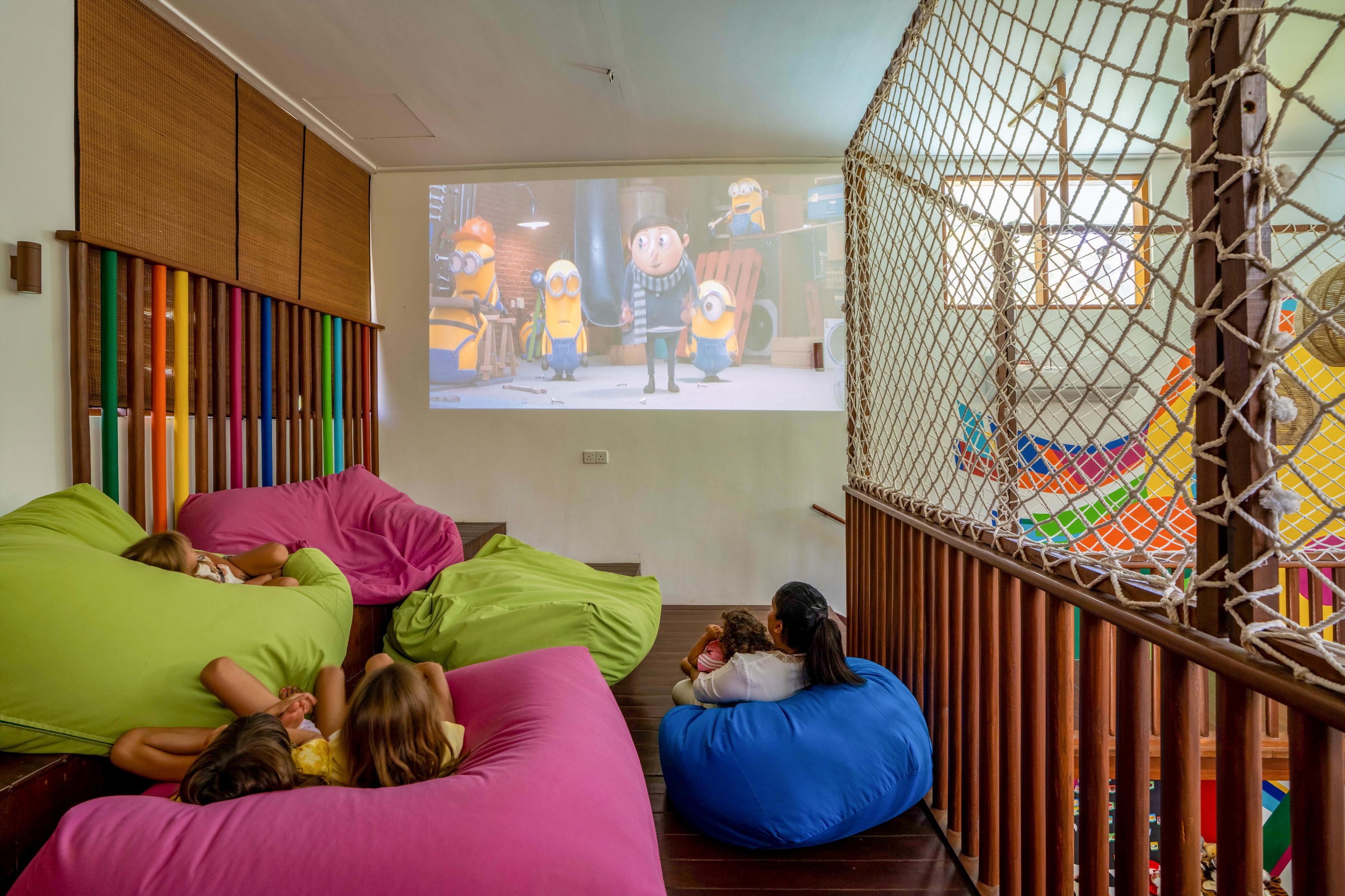 Adaaran Select Hudhuranfushi