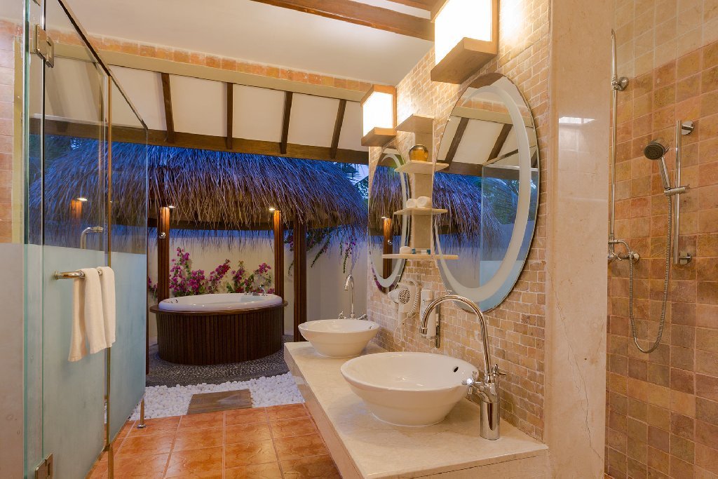 Bandos Island Resort & Spa