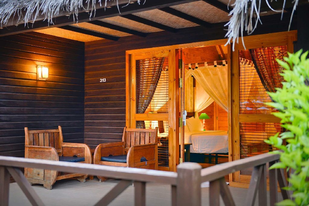 Bandos Island Resort & Spa