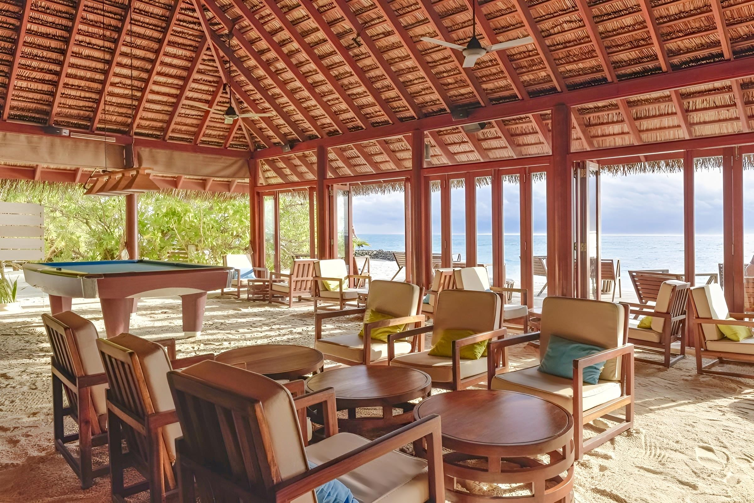 Summer Island Maldives Resort