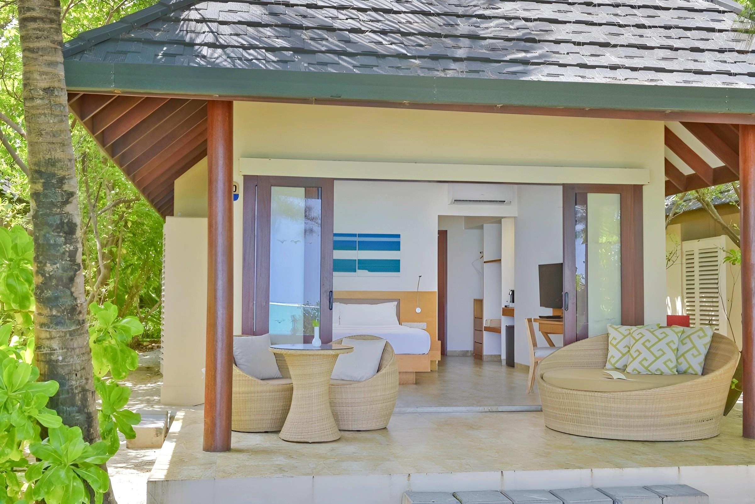 Summer Island Maldives Resort
