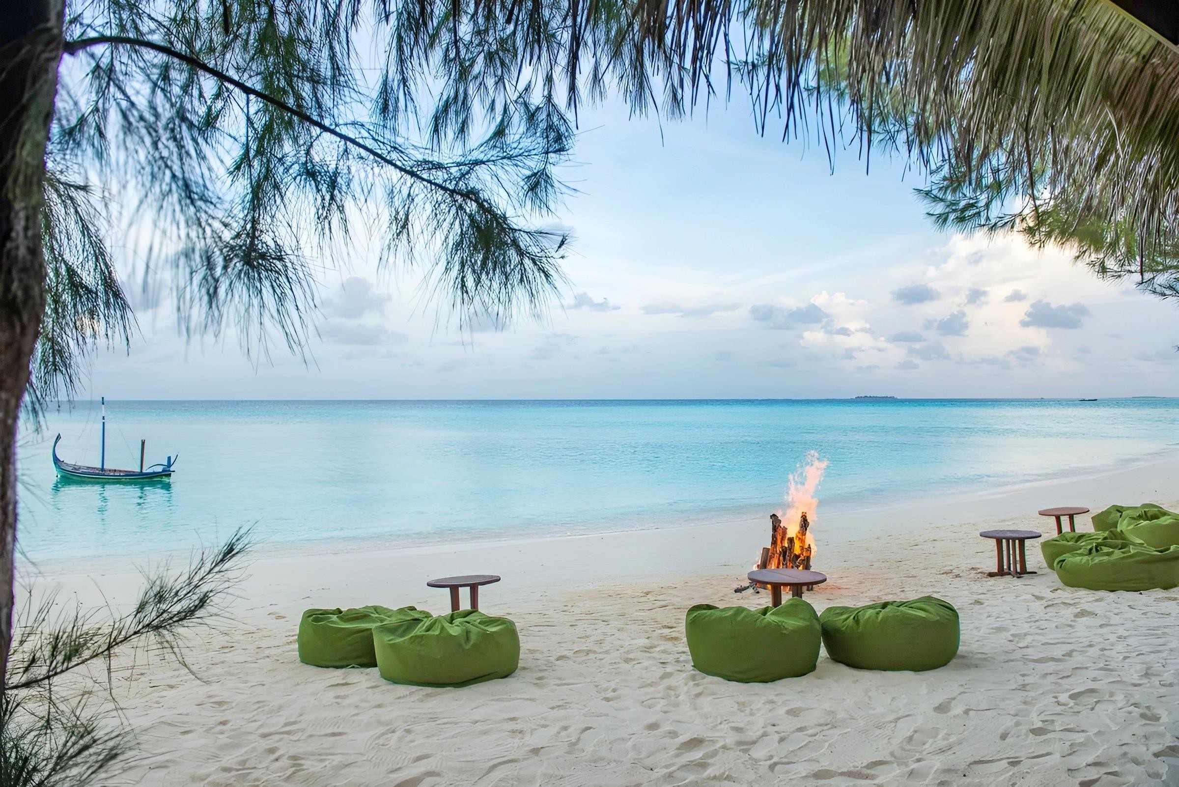 Summer Island Maldives Resort