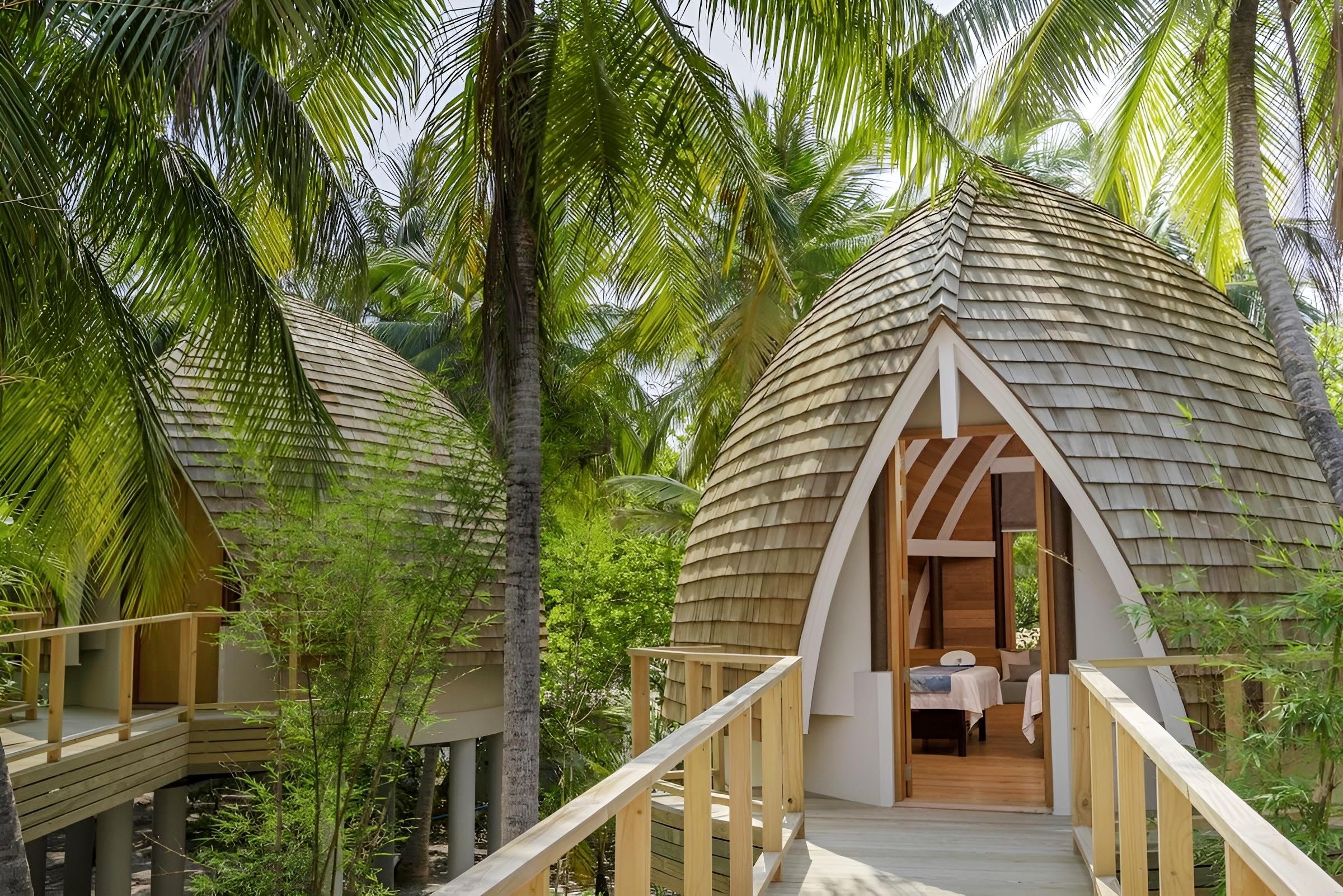 Emerald Faarufushi Resort & Spa