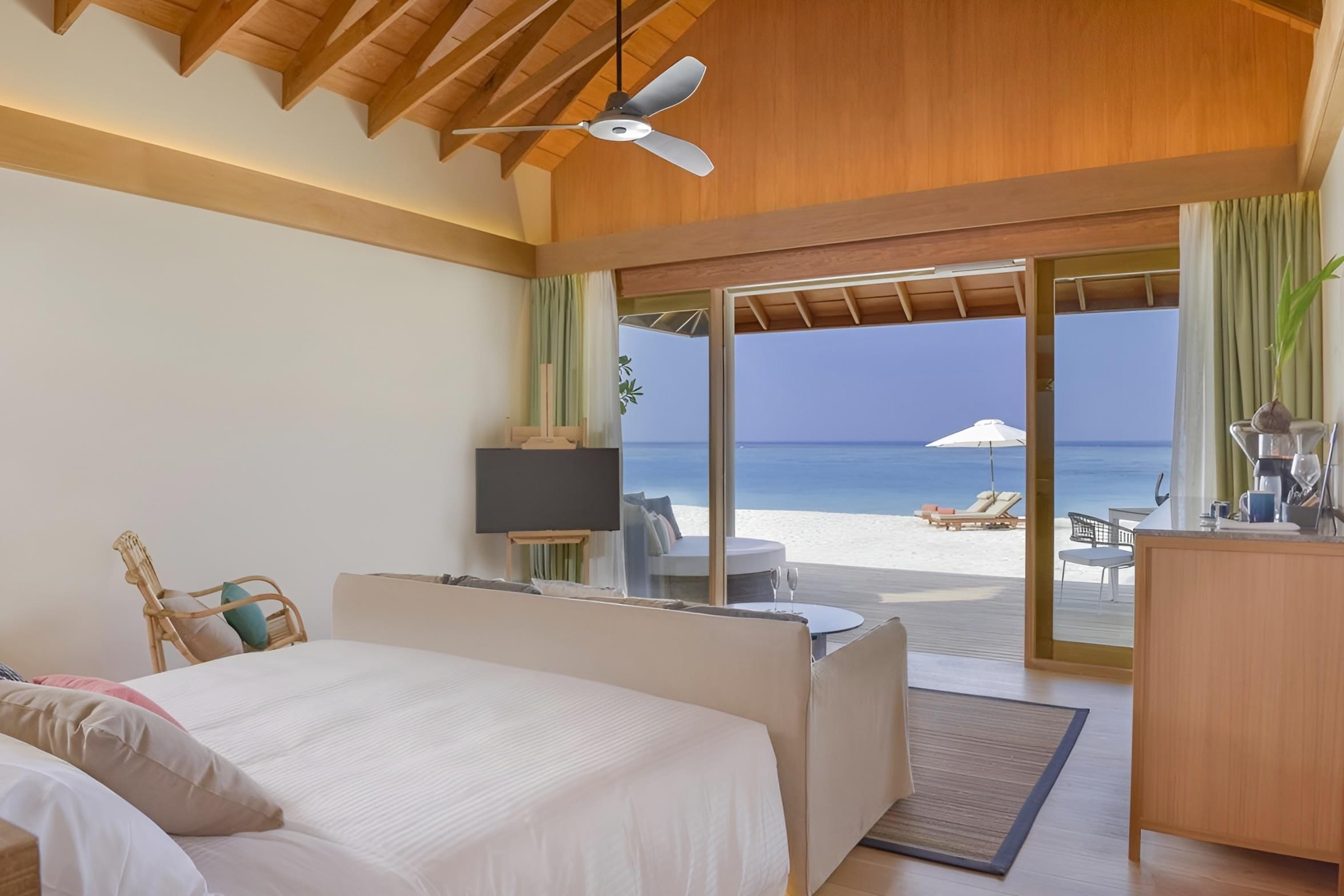Emerald Faarufushi Resort & Spa
