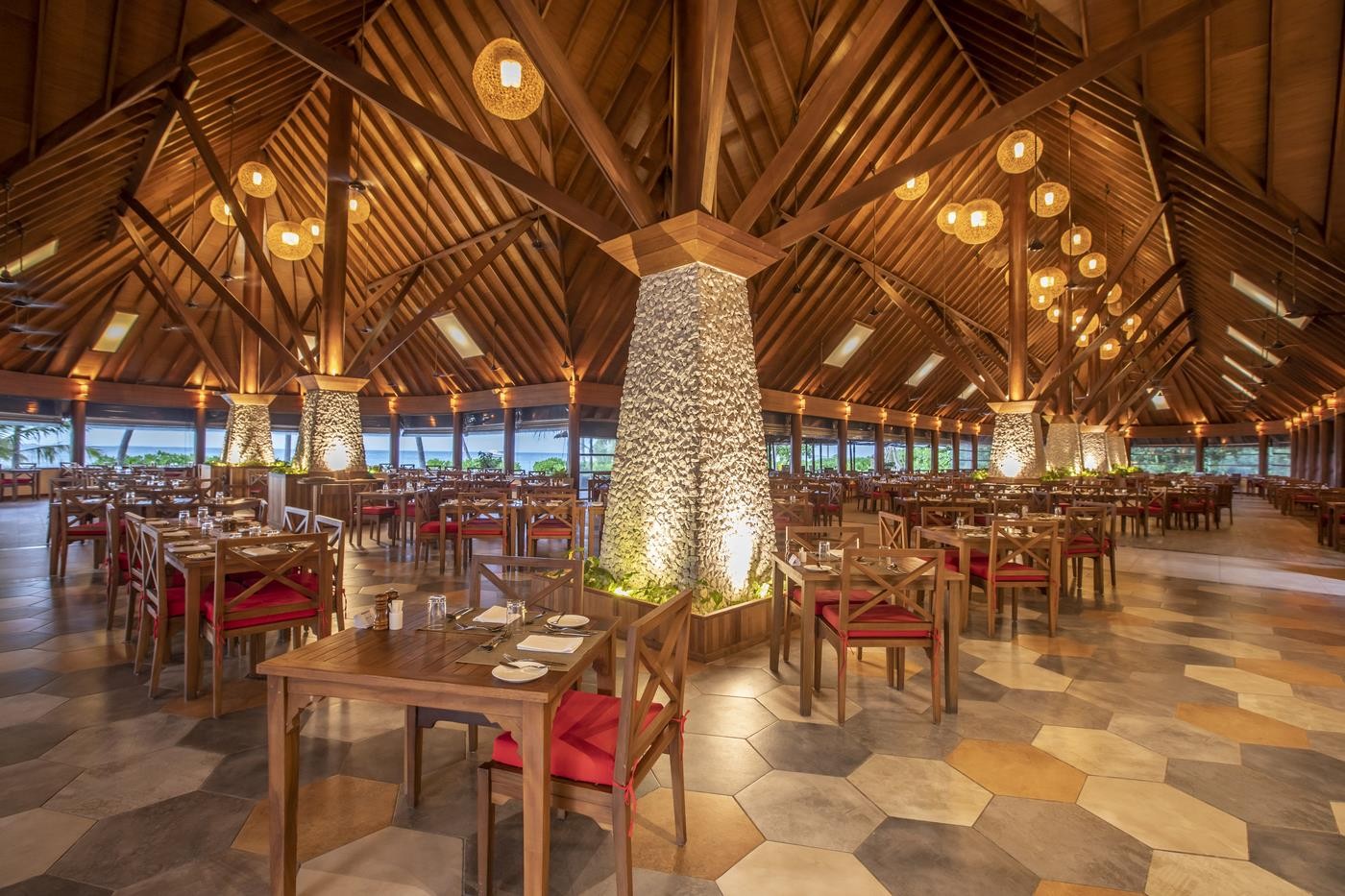 Reethi Faru Resort