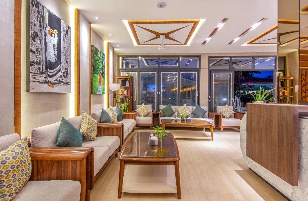 Triton Prestige Seaview & Spa
