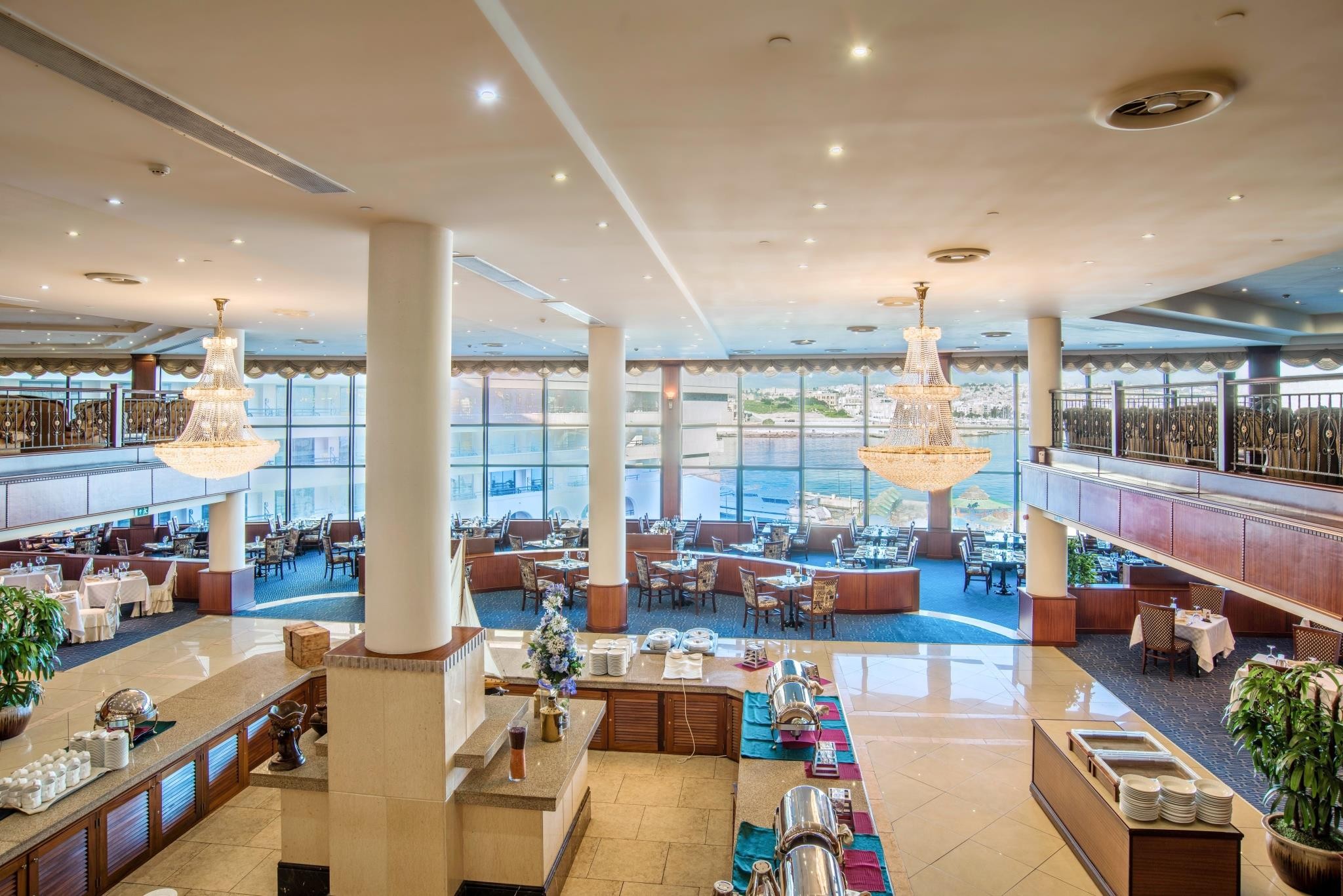 Grand Hotel Excelsior 6