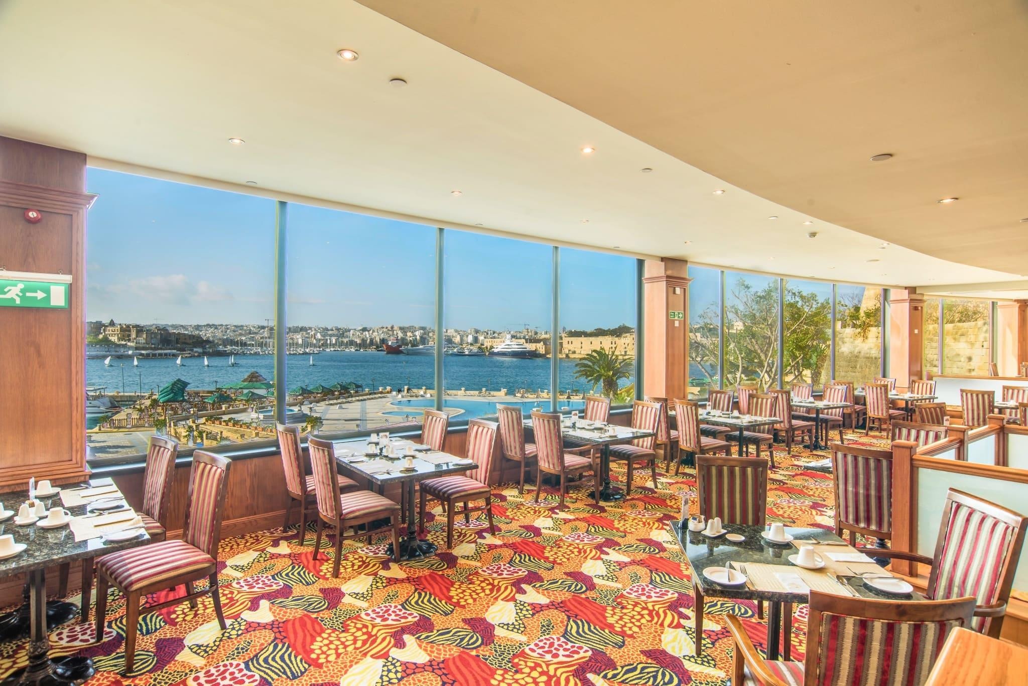 Grand Hotel Excelsior 9