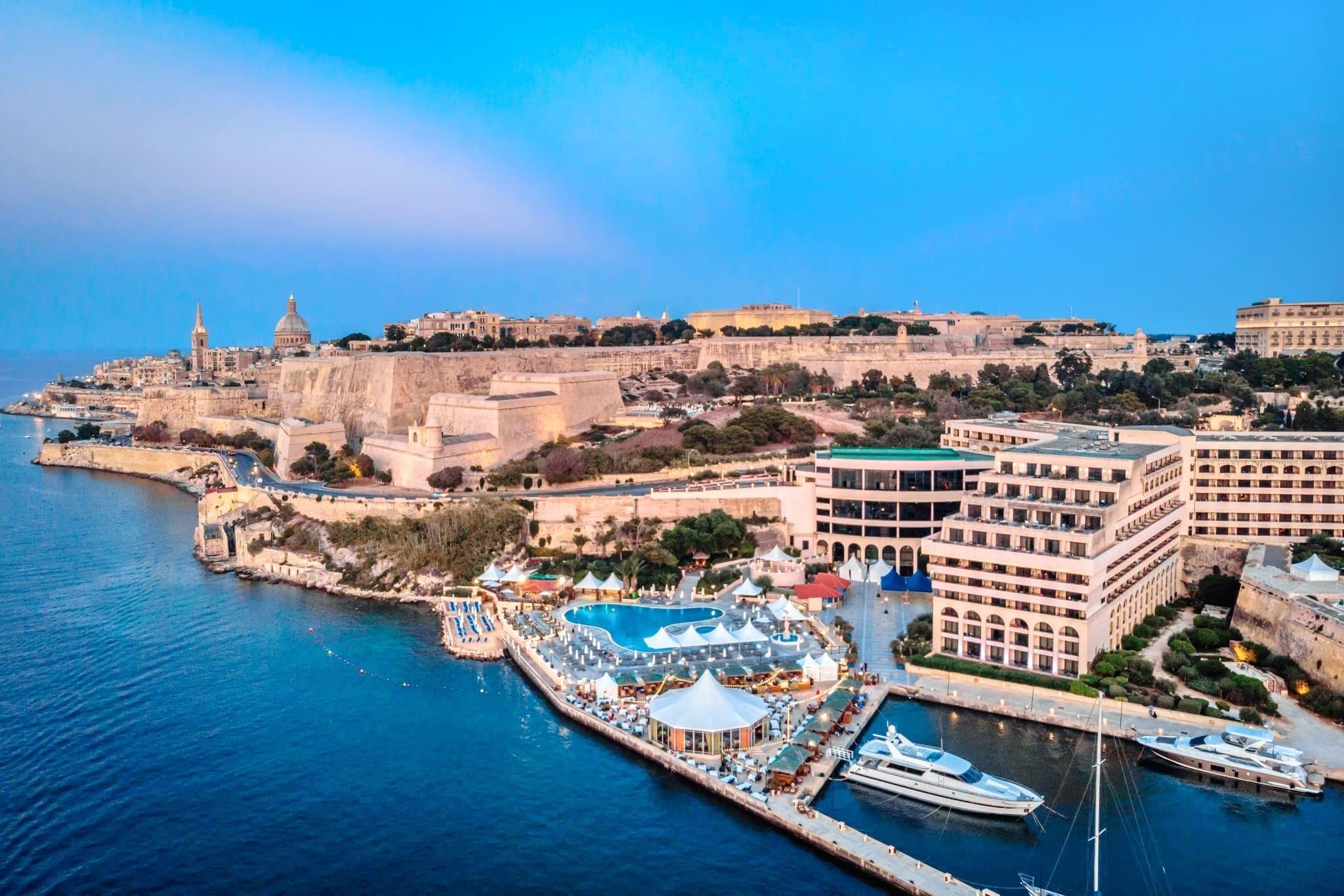 Grand Hotel Excelsior 17