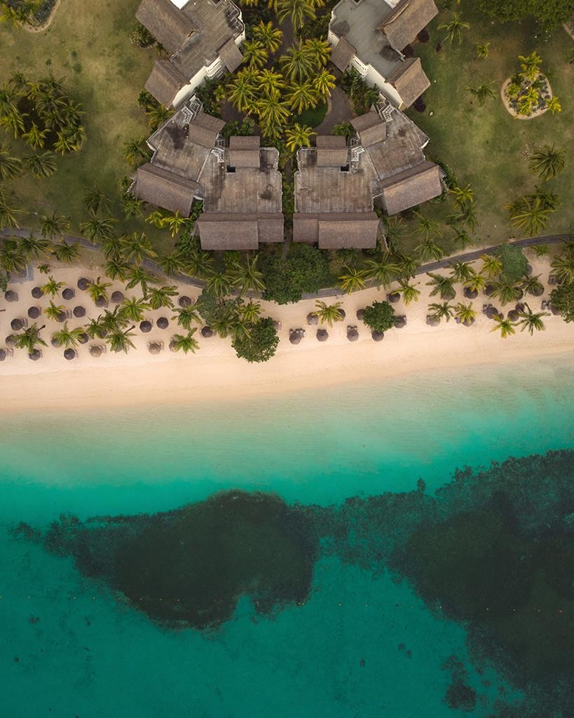 Dinarobin Beachcomber 12