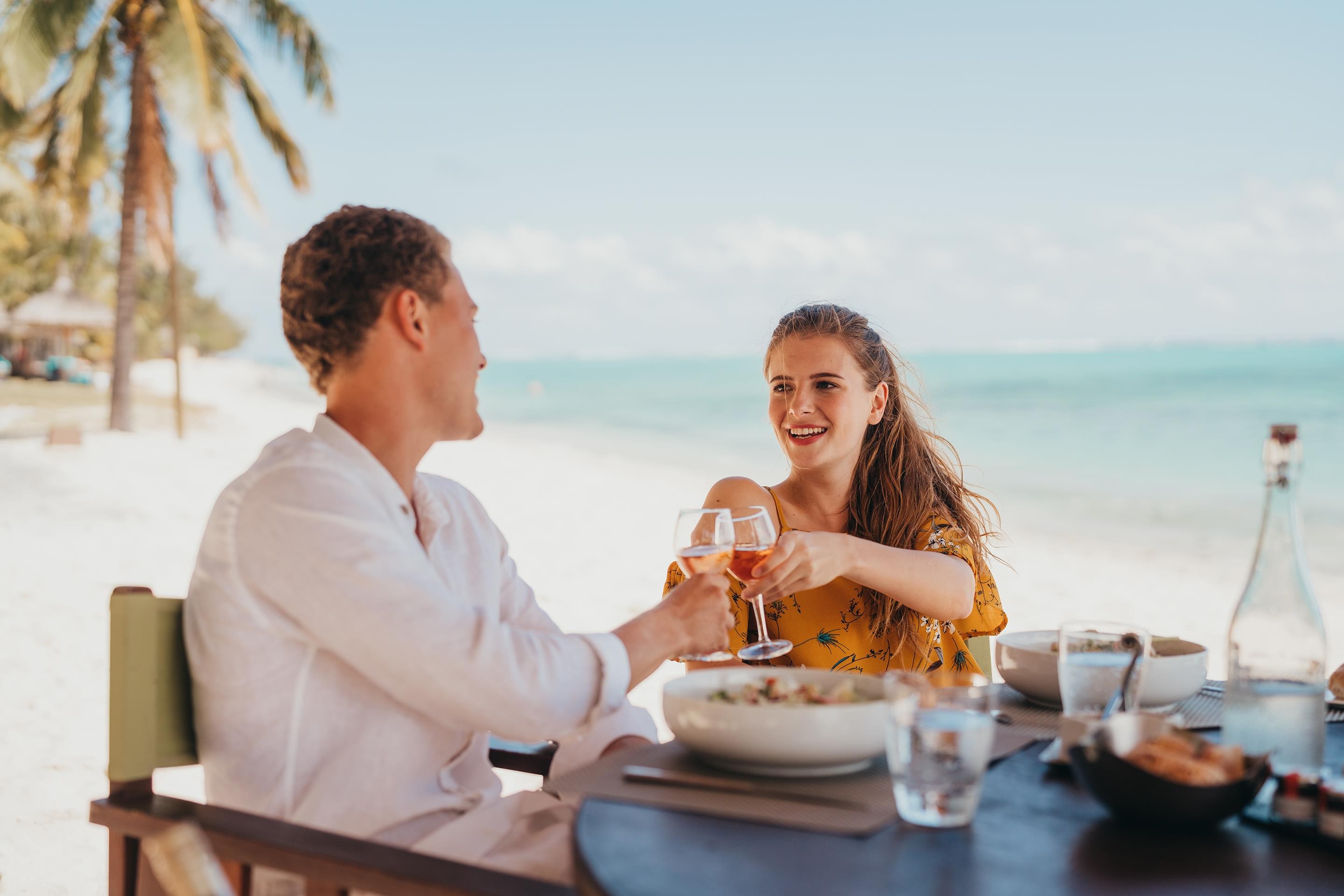 Dinarobin Beachcomber 32