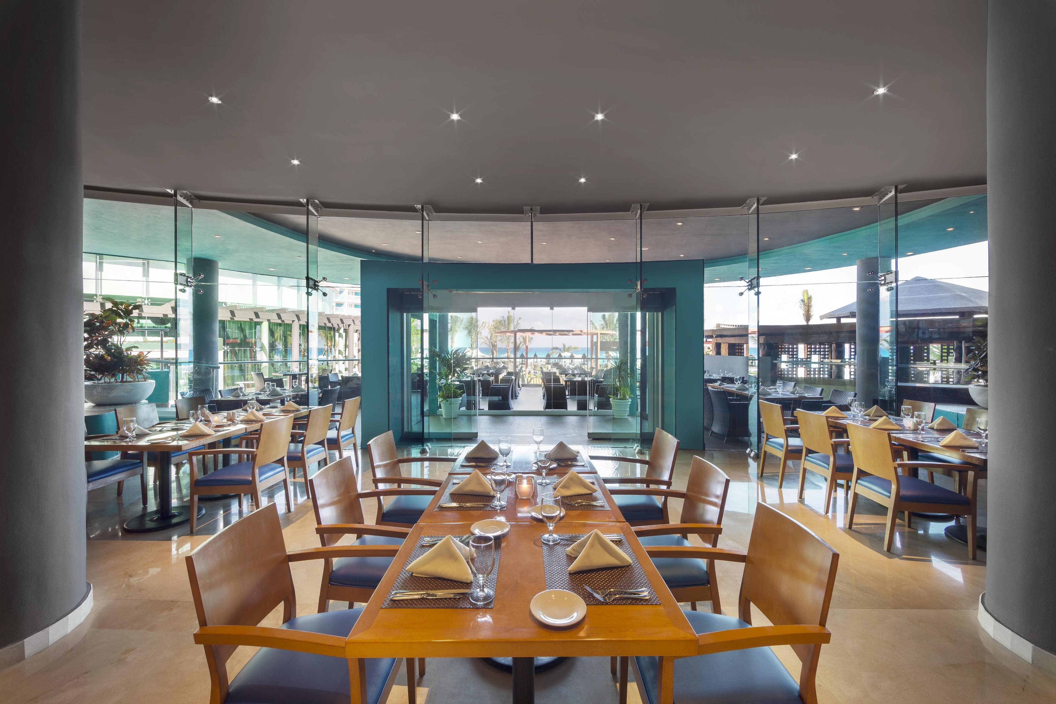 Hard Rock Hotel Cancun 9