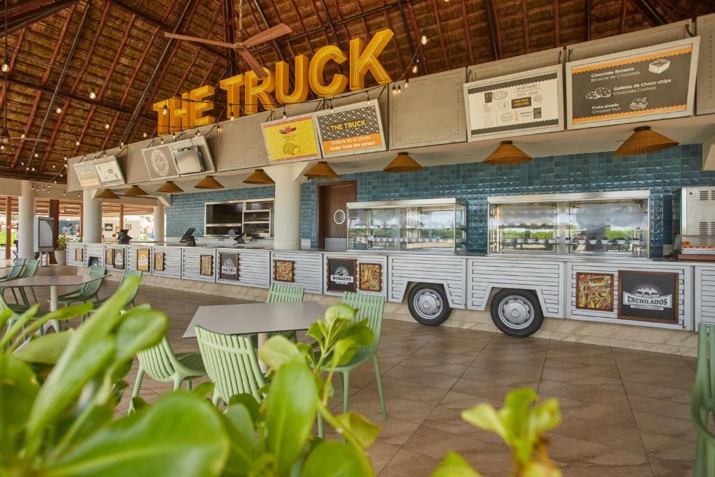 Bahia Principe Grand Tequila