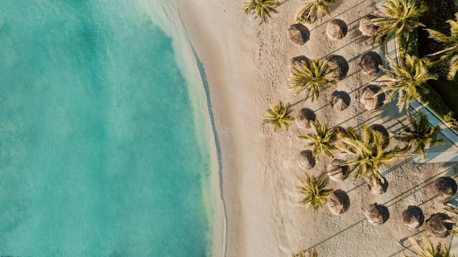 Catalonia Yucatán Beach 6