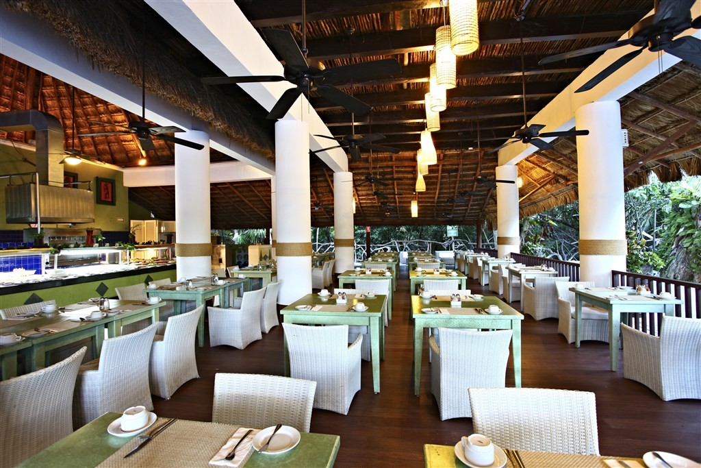 Sandos Caracol Eco Resort 7