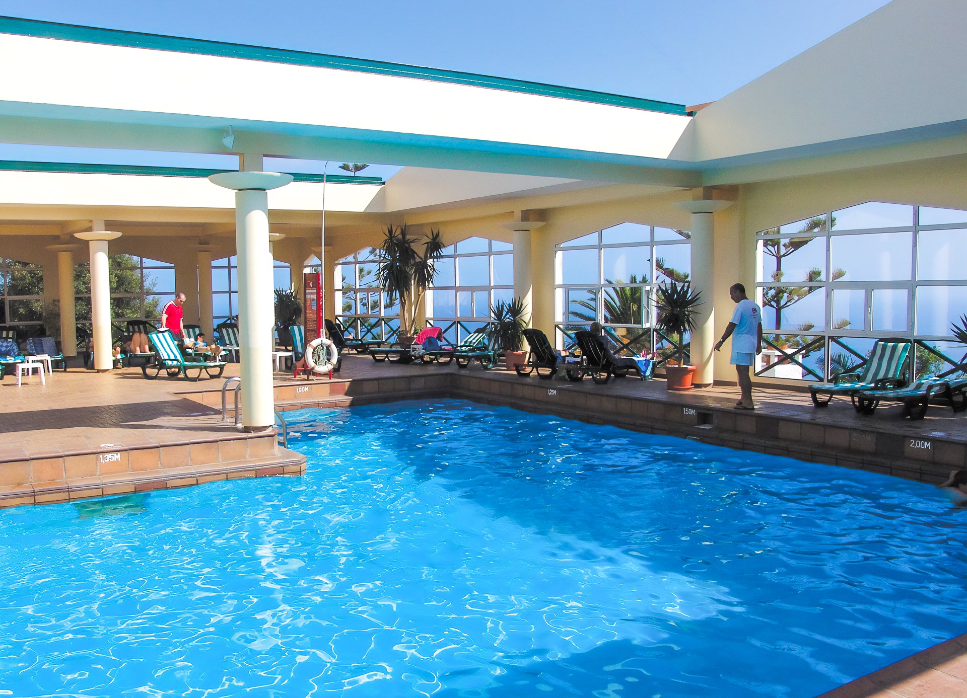 Dom Pedro Garajau 25