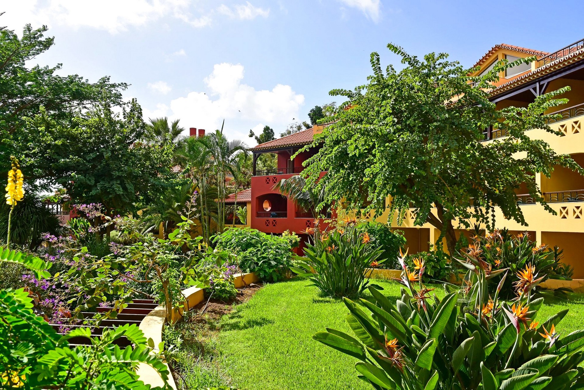 Pestana Village Garden Resort Aparthotel 5