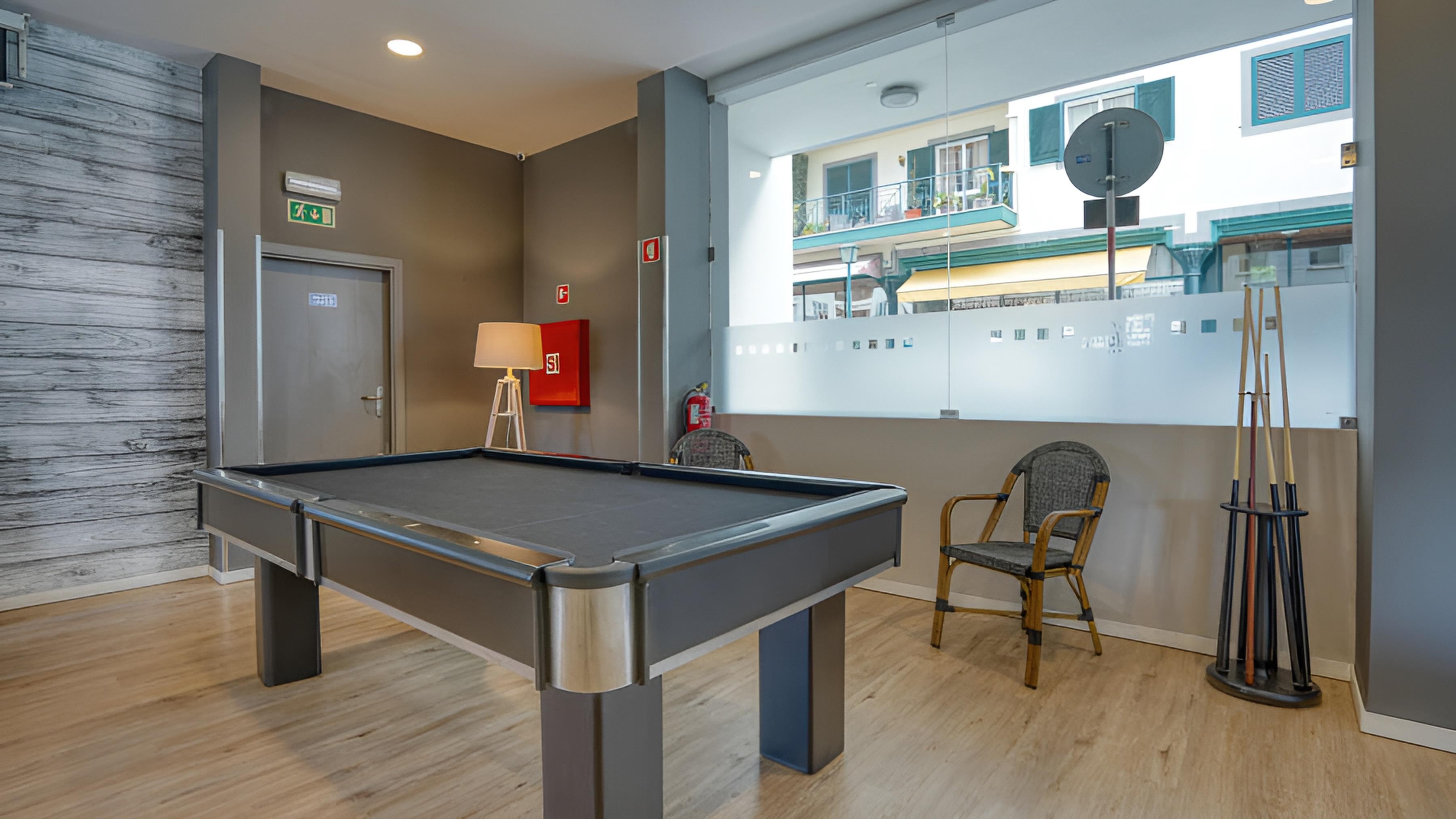 Madeira Bright Star 11