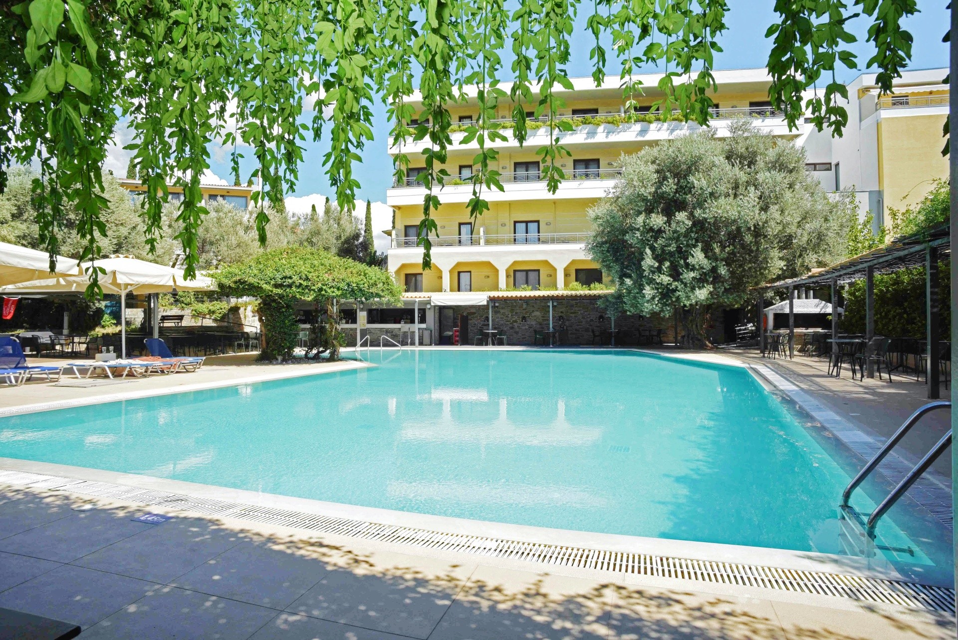 Miramare Hotel Eretria 13