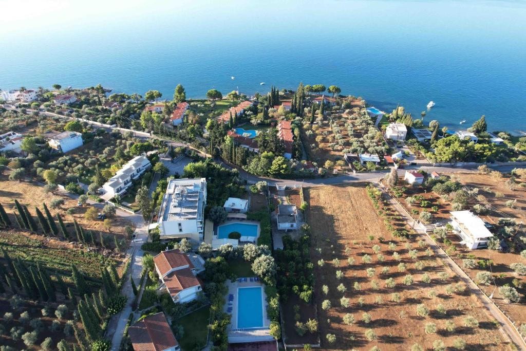 Miramare Hotel Eretria