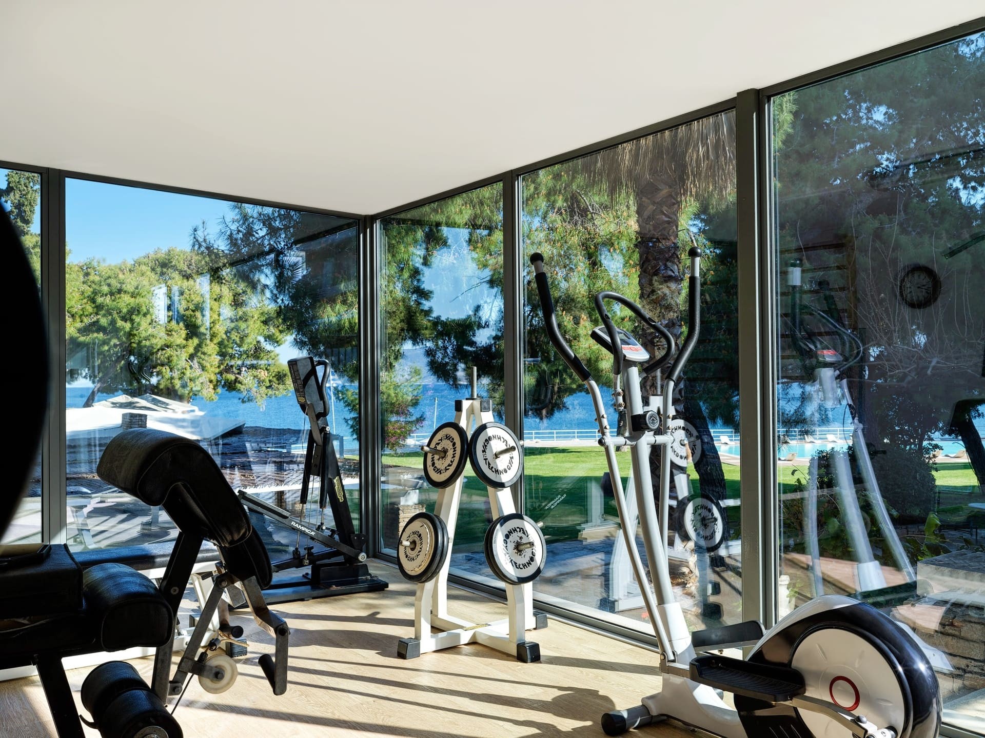 Kalamaki Beach Resort 17