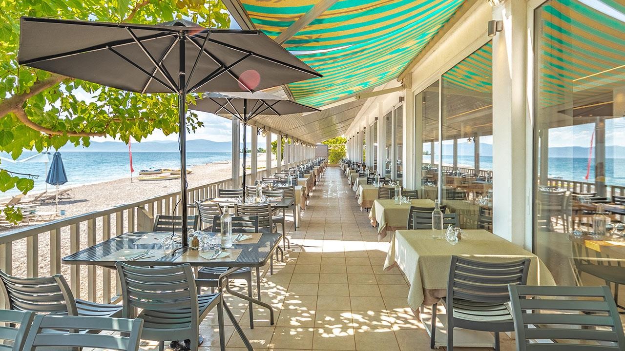 Comer Kinetta Beach 14