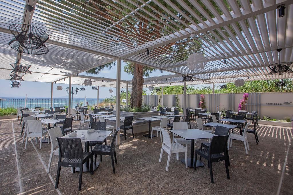 Golden Coast Hotel & Bungalows 19