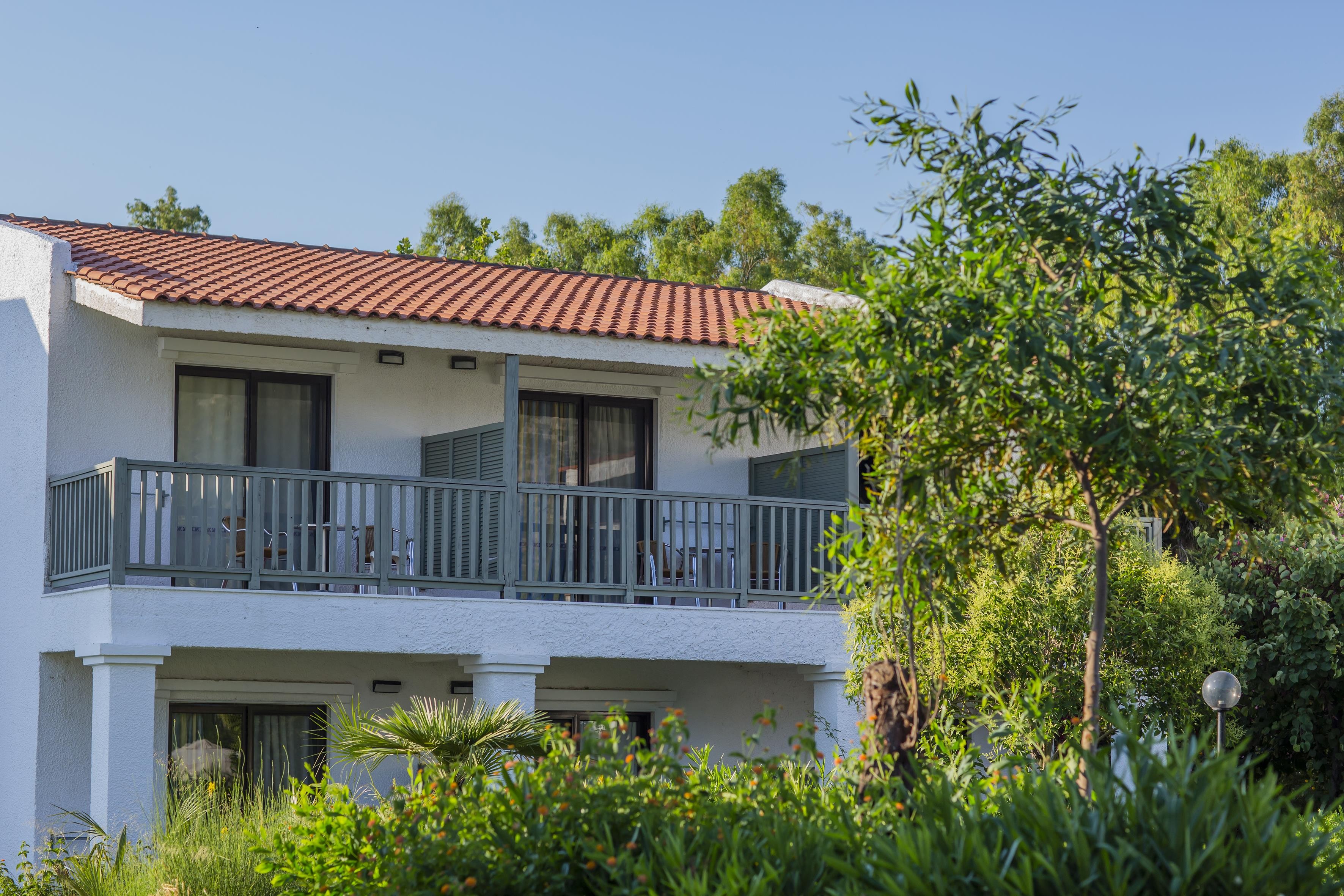 Golden Coast Hotel & Bungalows 24