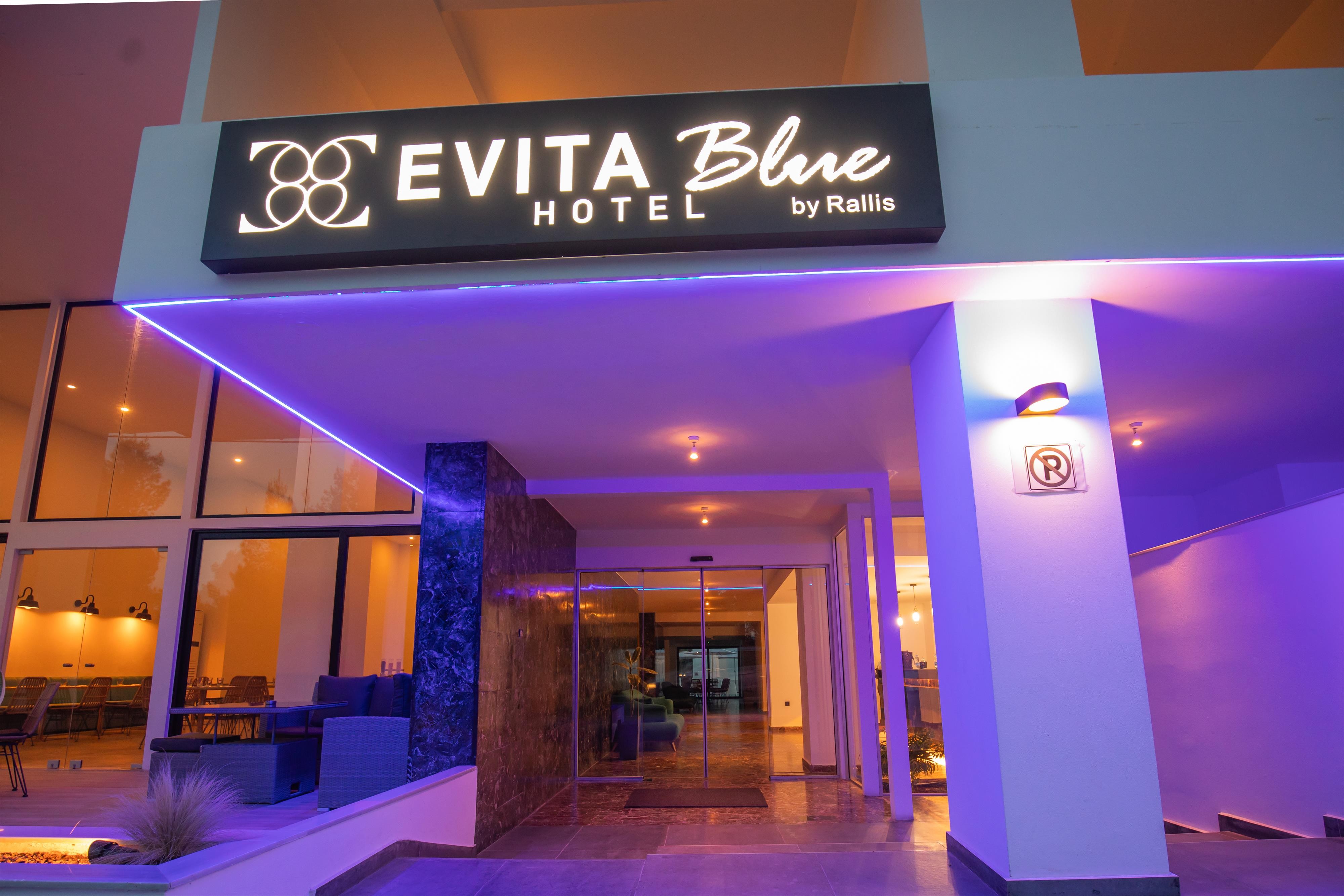 Evita Blue 23