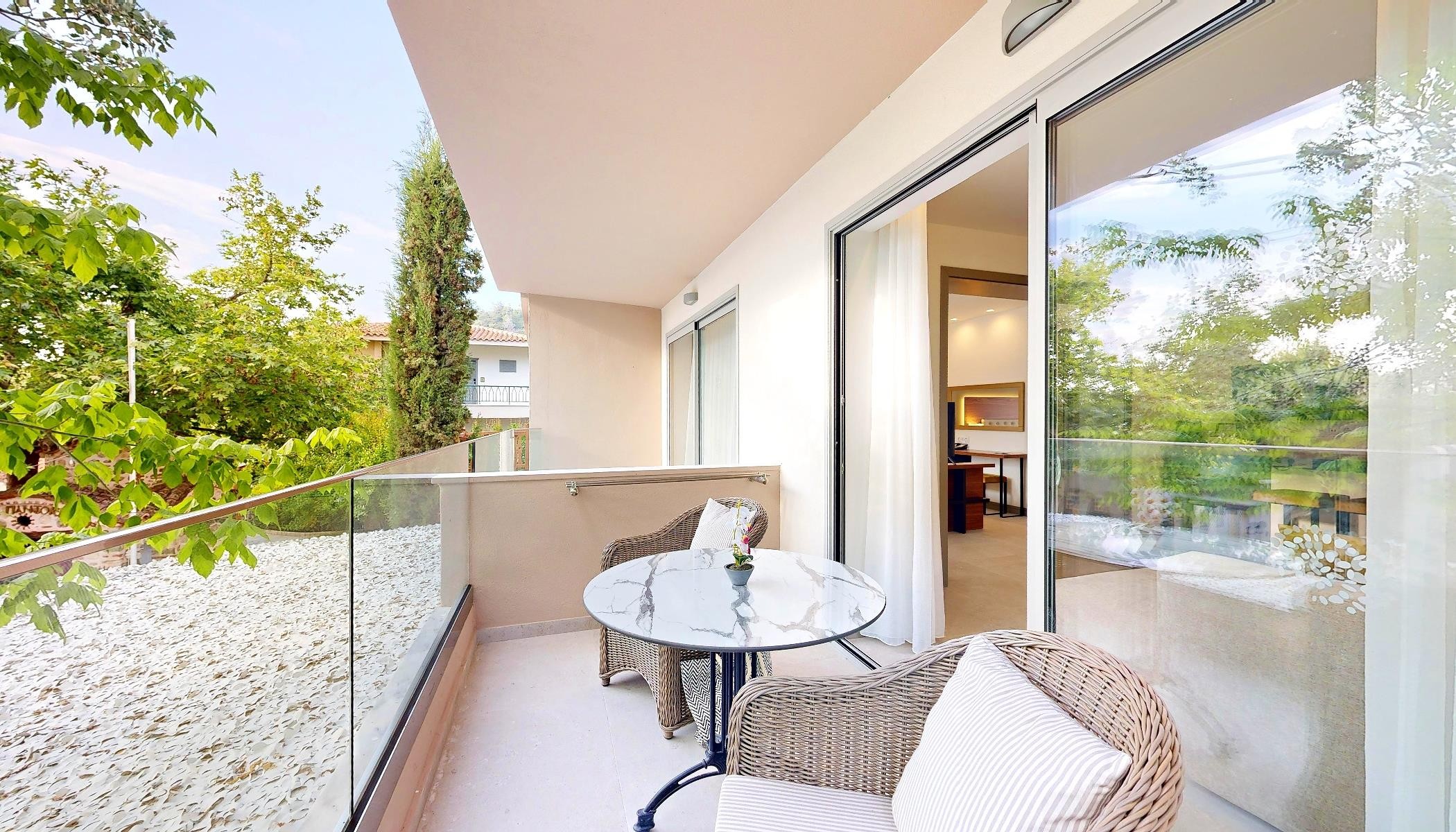 Acrotel Athena Pallas 20