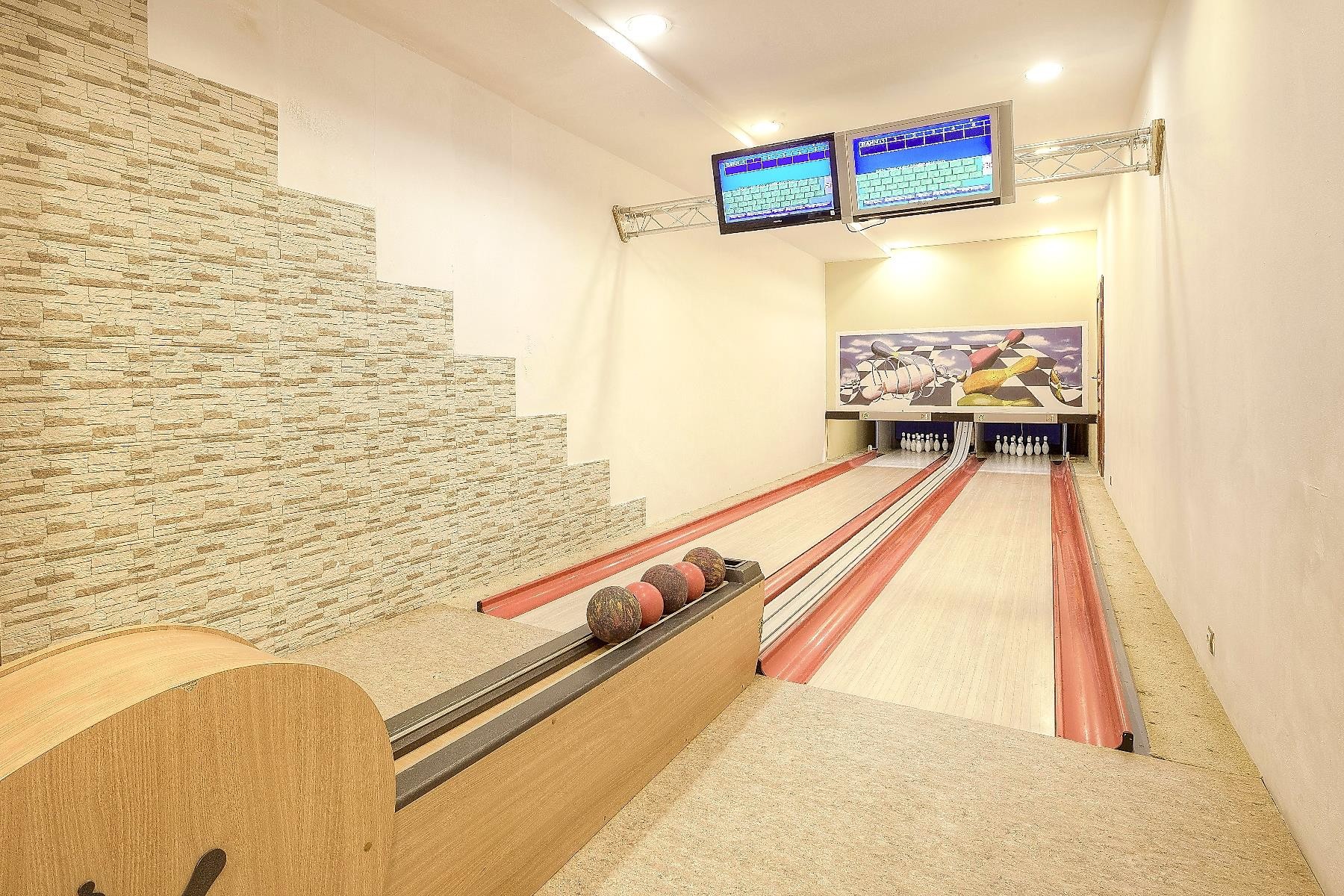 Acrotel Athena Pallas 32