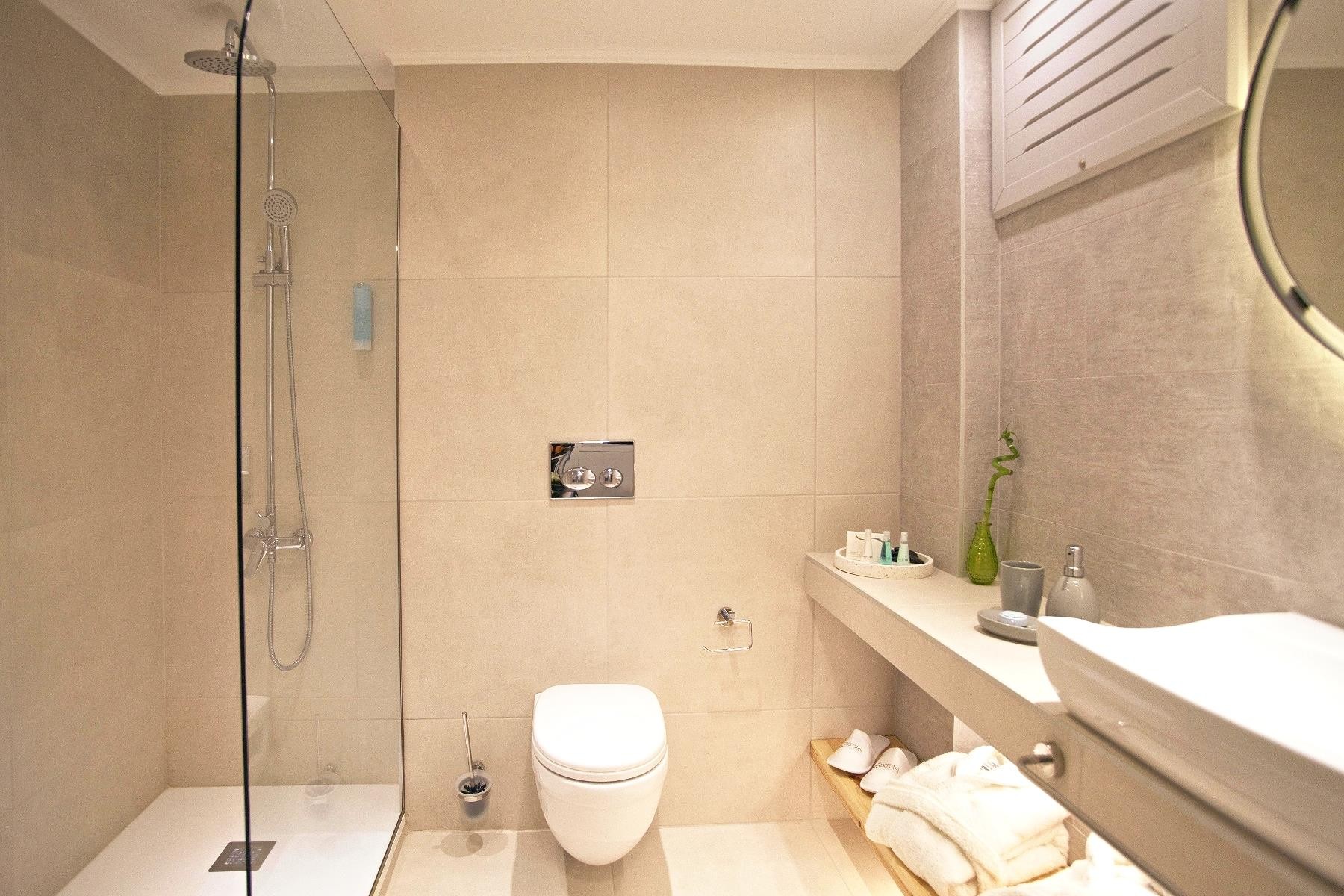 Acrotel Athena Pallas 5