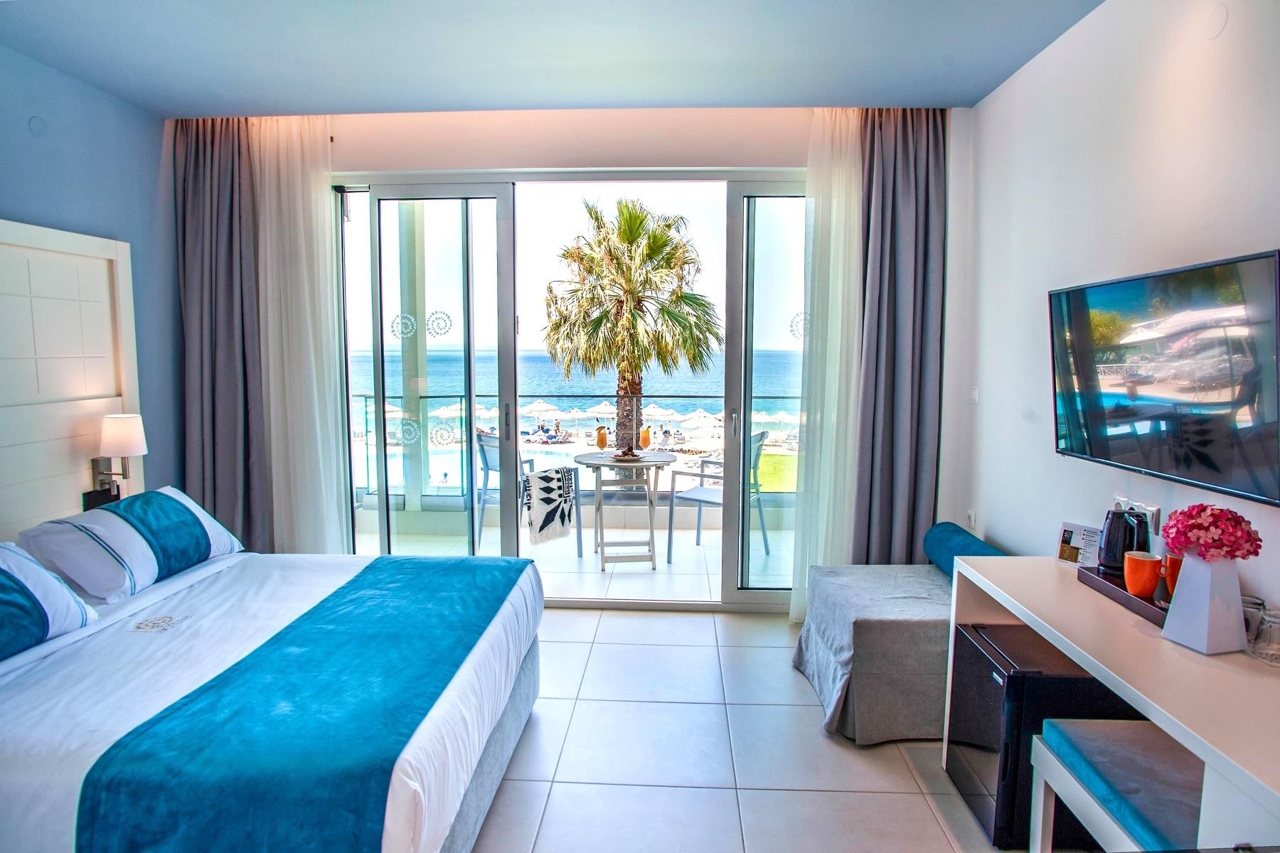 ACROTEL Lily Ann Beach 12