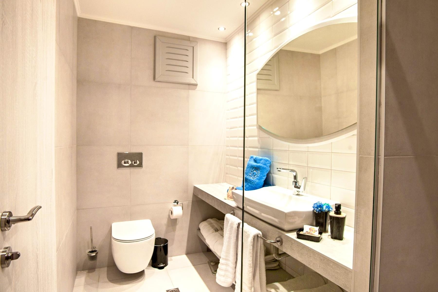 ACROTEL Lily Ann Beach 20