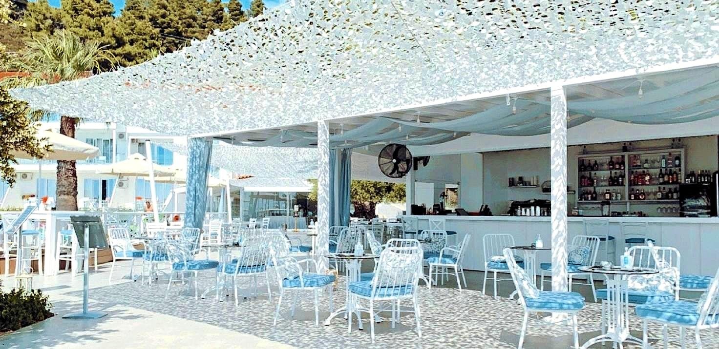 ACROTEL Lily Ann Beach 33