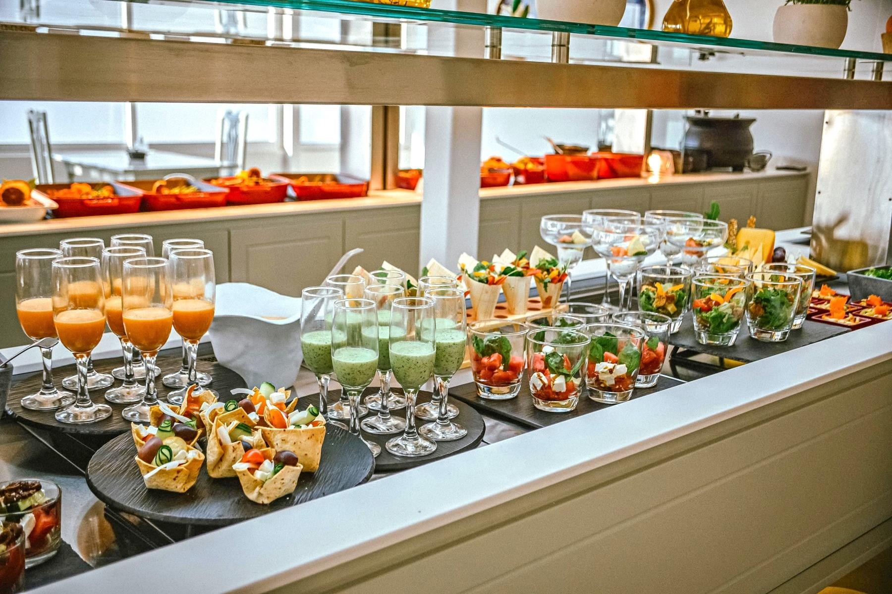 ACROTEL Lily Ann Beach 37