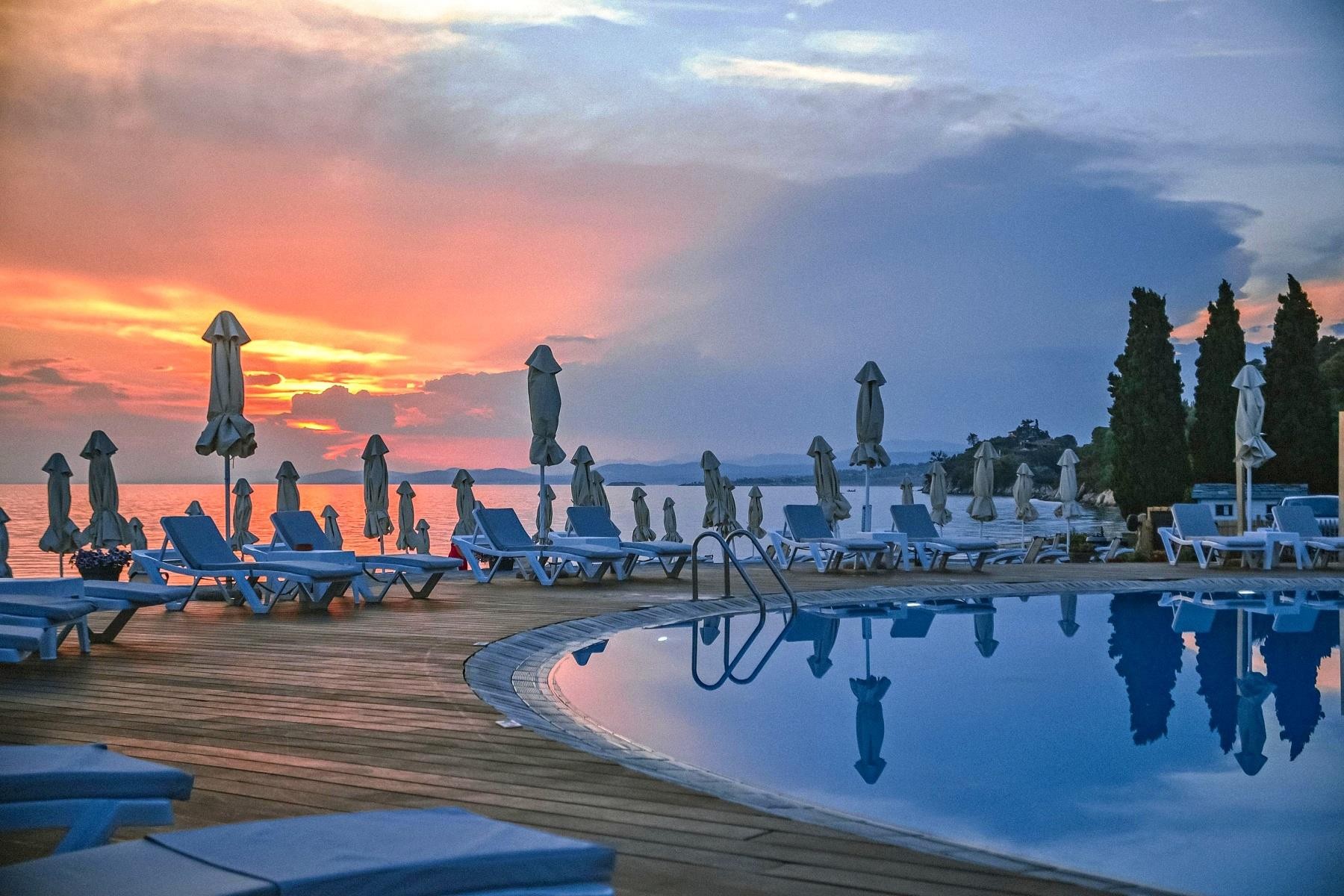 ACROTEL Lily Ann Beach 29