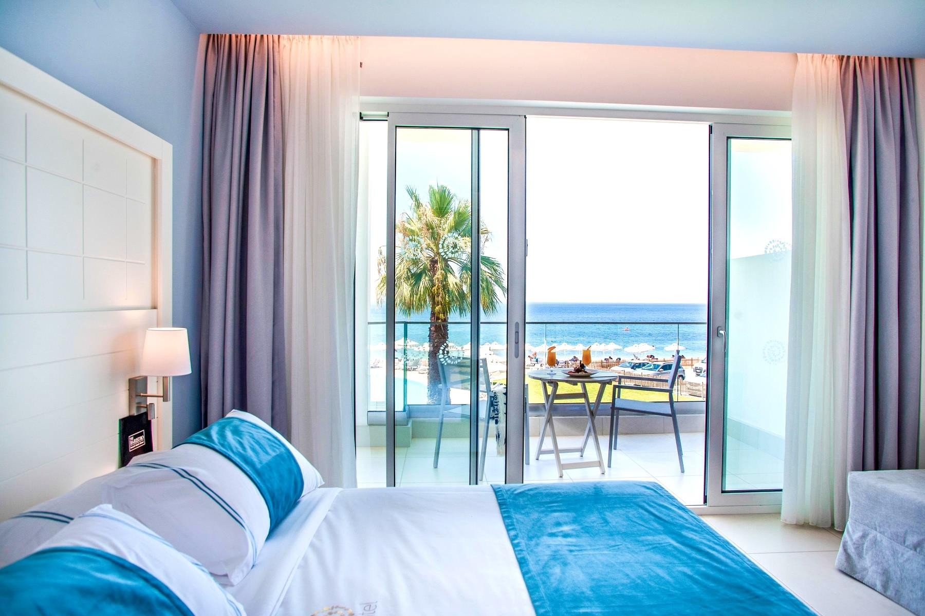 ACROTEL Lily Ann Beach 11