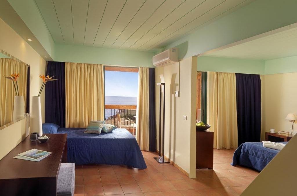 Louis Apostolata Island resort and Spa 5