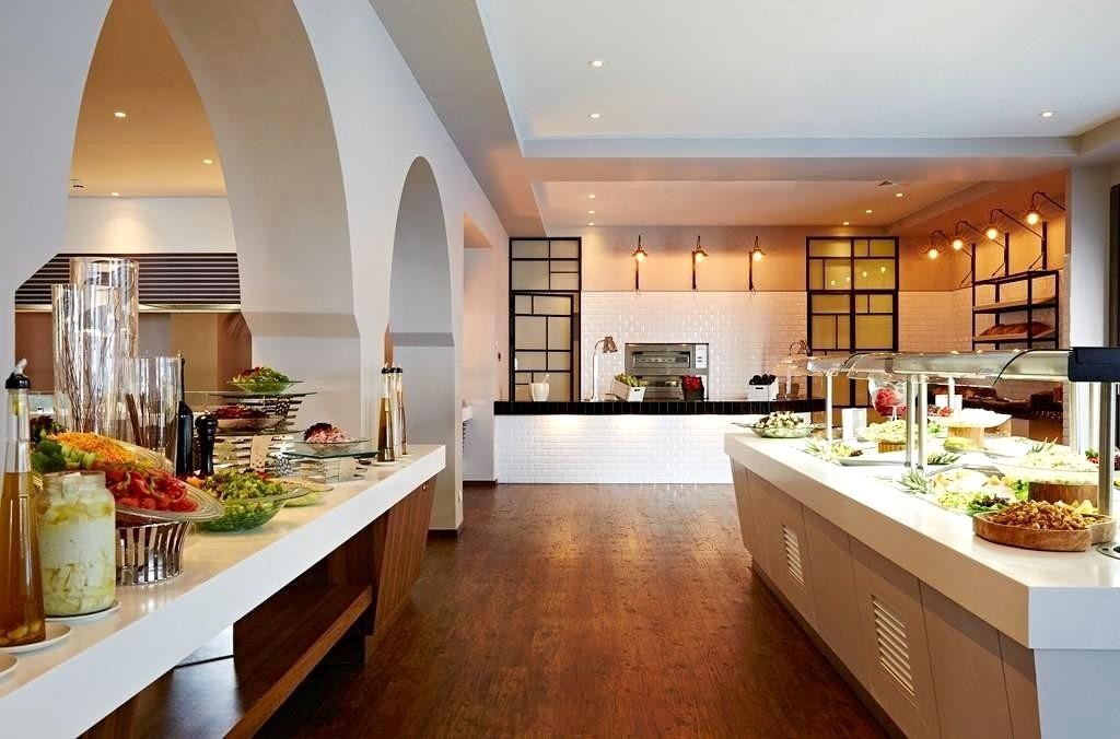 Marbella, Mar-Bella Collection 18