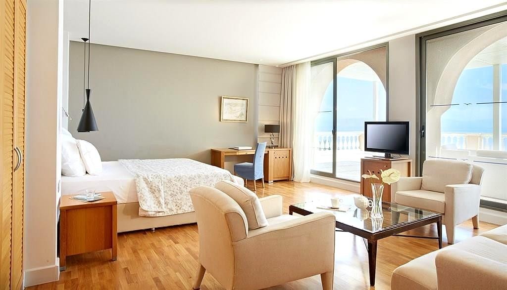 Marbella, Mar-Bella Collection 23