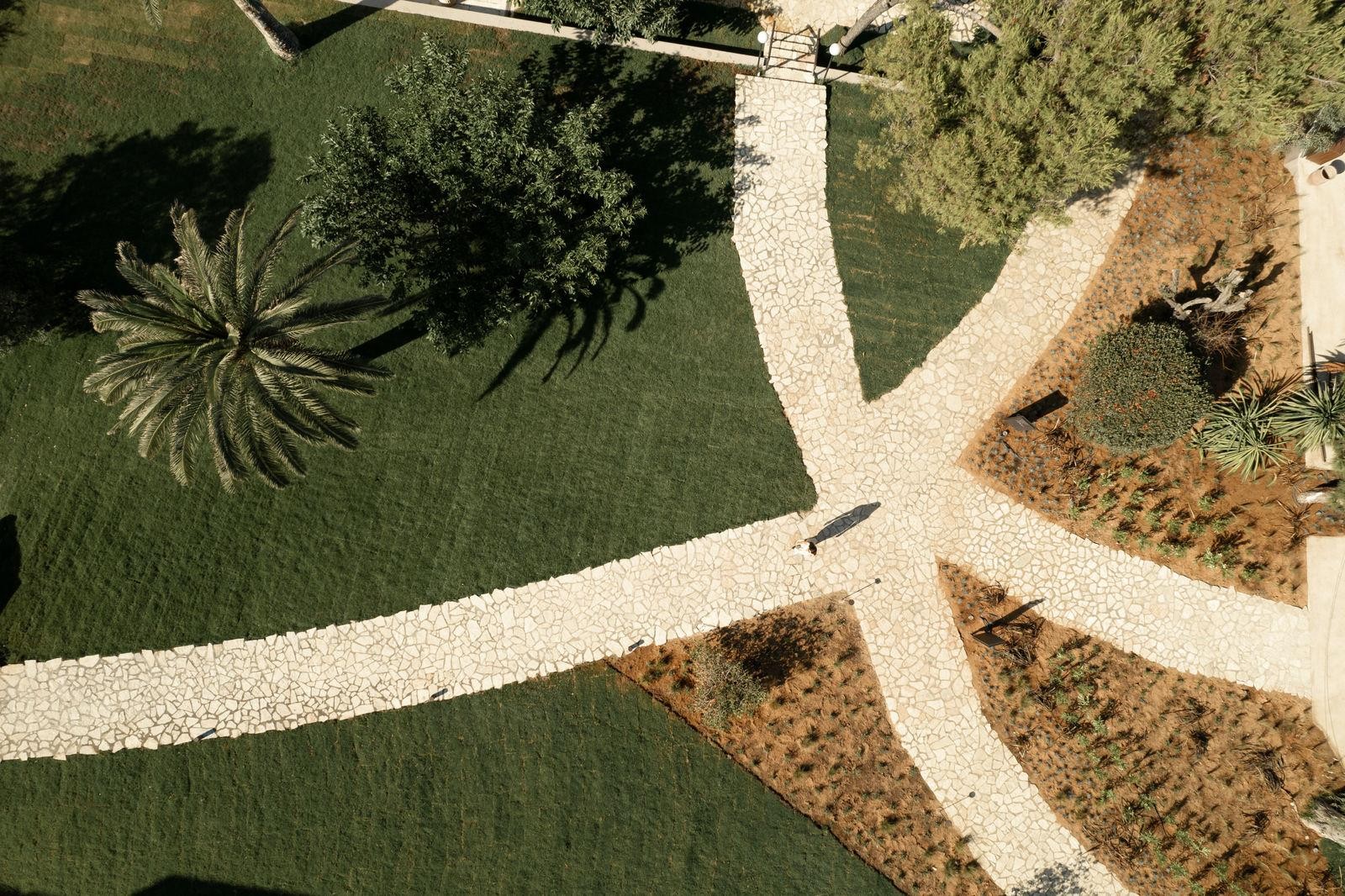 Domes of Corfu, Autograph Collection 39