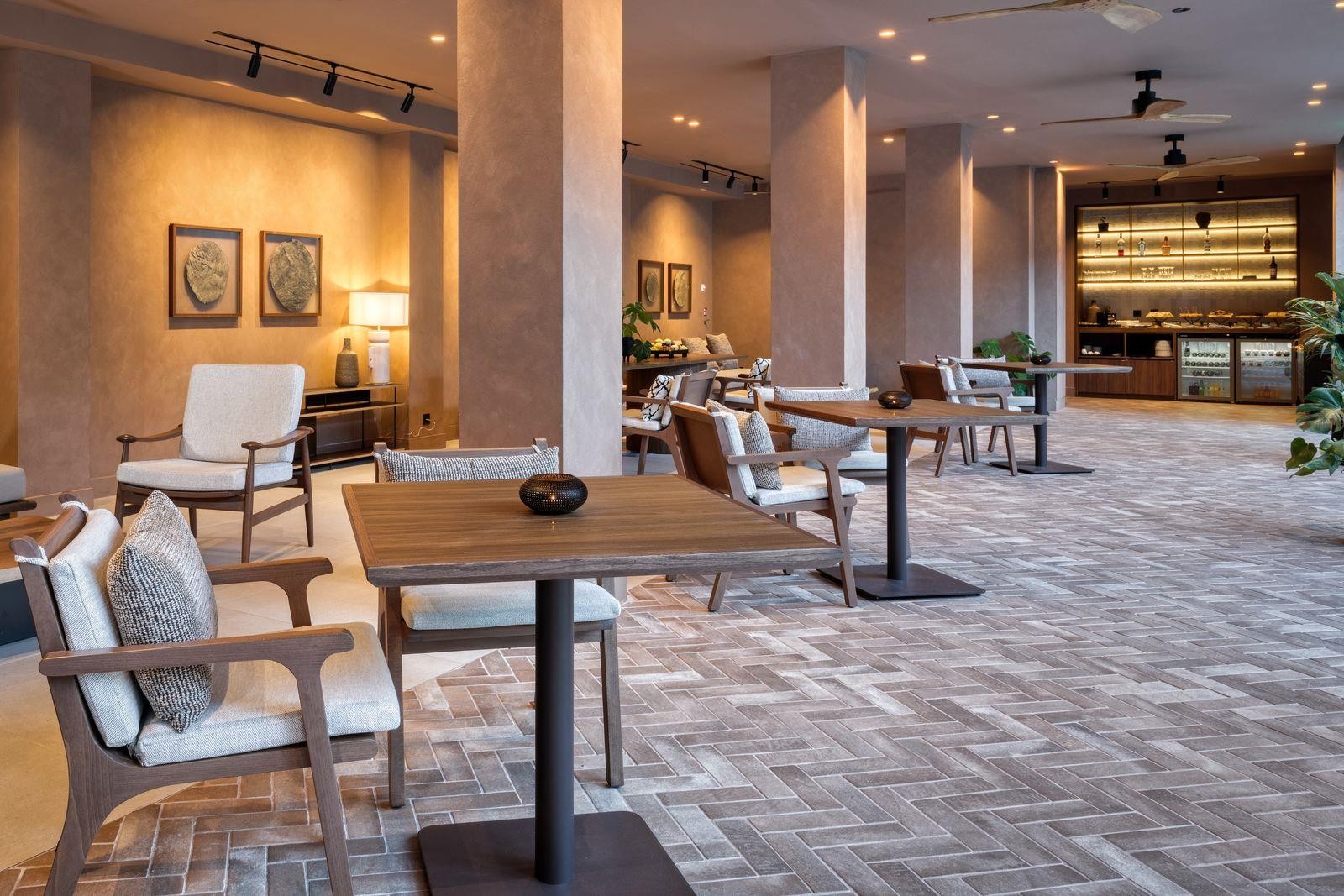 Domes of Corfu, Autograph Collection 28